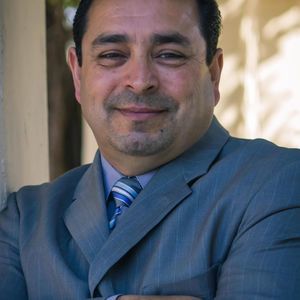 Meet your Posher, Larry